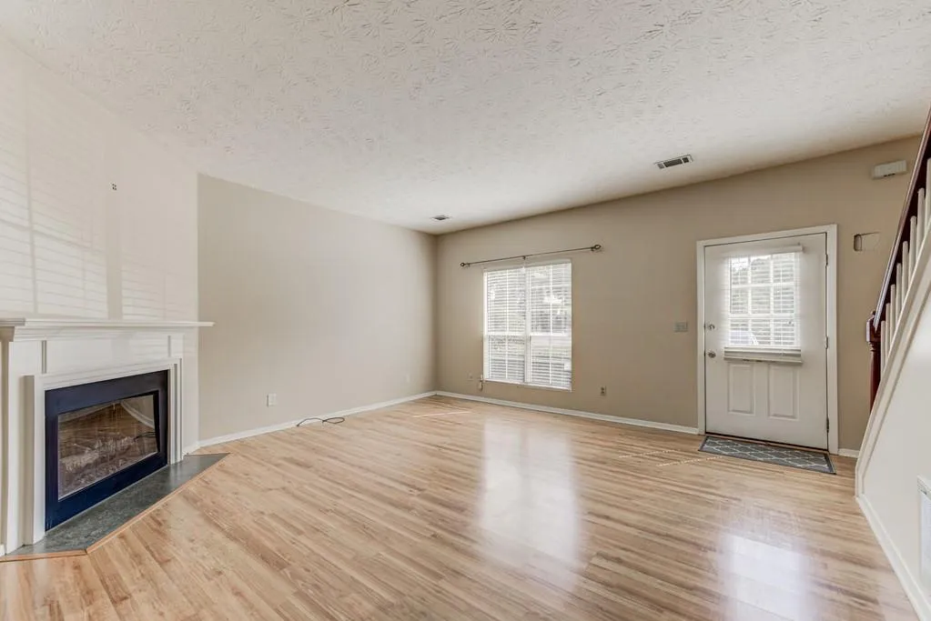 1305 Wedgewood Court, Sandy Springs, Georgia 30350, 2 Bedrooms Bedrooms, ,2 BathroomsBathrooms,Residential,Sold,1305 Wedgewood Court,6610035