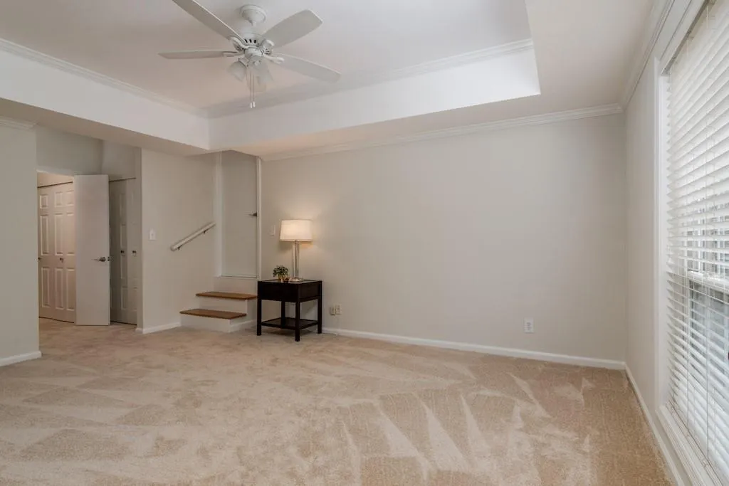 5515 Chemin De Vie, Atlanta, Georgia 30342, 2 Bedrooms Bedrooms, ,2 BathroomsBathrooms,Residential,Sold,5515 Chemin De Vie,6506204