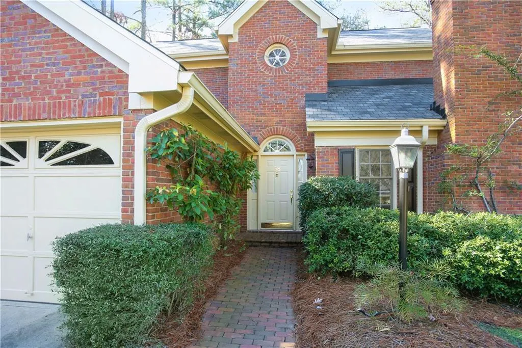 58 Ivy Chase Ne, Atlanta, Georgia 30342, 4 Bedrooms Bedrooms, ,2 BathroomsBathrooms,Residential,Sold,58 Ivy Chase Ne,5956584