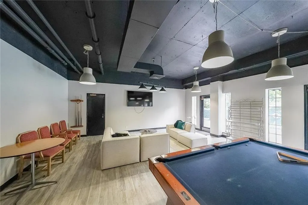 3648 Peachtree Road Unit #4s, Atlanta, Georgia 30319, 3 Bedrooms Bedrooms, ,3 BathroomsBathrooms,Residential,For Sale,3648 Peachtree Road Unit #4s,7618474