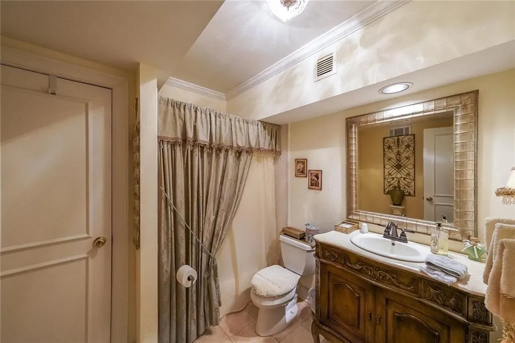 3648 Peachtree Road Unit #4s, Atlanta, Georgia 30319, 3 Bedrooms Bedrooms, ,3 BathroomsBathrooms,Residential,For Sale,3648 Peachtree Road Unit #4s,7618474