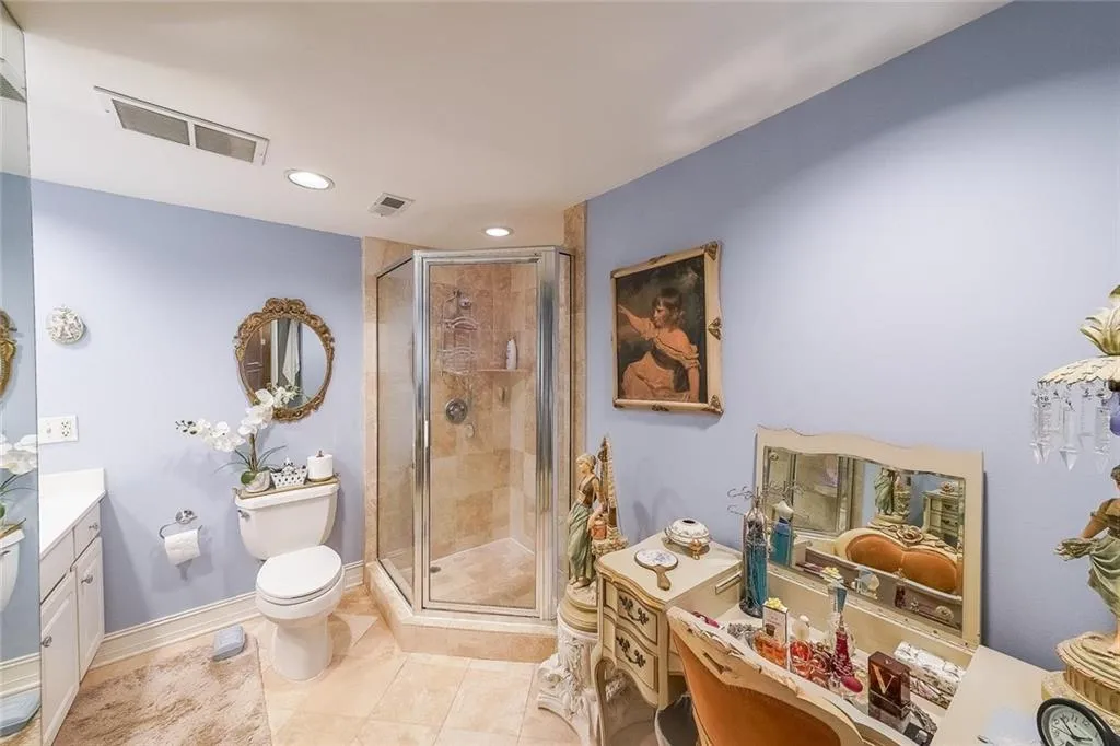 3648 Peachtree Road Unit #4s, Atlanta, Georgia 30319, 3 Bedrooms Bedrooms, ,3 BathroomsBathrooms,Residential,For Sale,3648 Peachtree Road Unit #4s,7618474