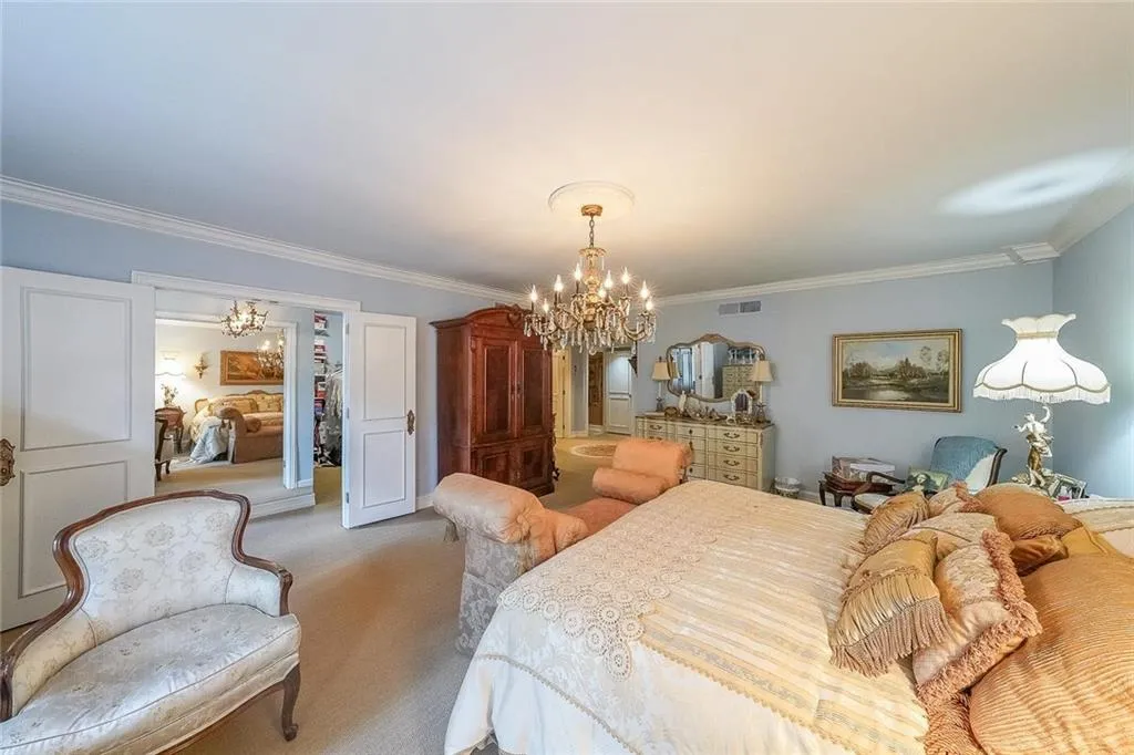 3648 Peachtree Road Unit #4s, Atlanta, Georgia 30319, 3 Bedrooms Bedrooms, ,3 BathroomsBathrooms,Residential,For Sale,3648 Peachtree Road Unit #4s,7618474
