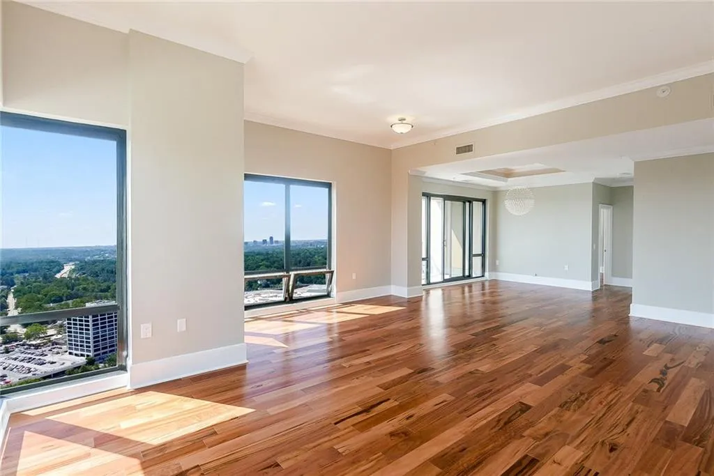 3475 Oak Valley Road Ne Unit 2840, Atlanta, Georgia 30326, 2 Bedrooms Bedrooms, ,1 BathroomBathrooms,Residential,Sold,3475 Oak Valley Road Ne Unit 2840,5841033