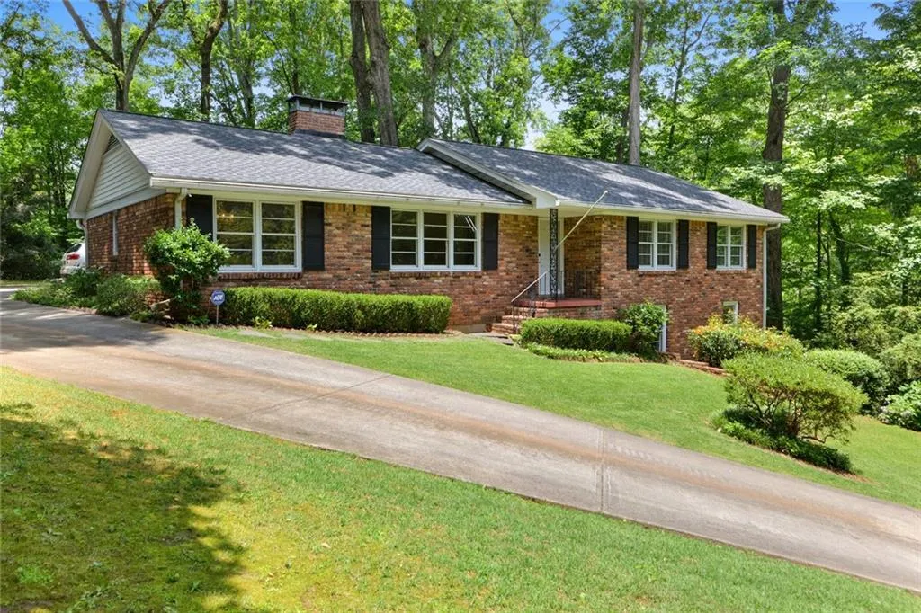 5558 Sherrell Drive, Sandy Springs, Georgia 30342, 3 Bedrooms Bedrooms, ,2 BathroomsBathrooms,Residential,Sold,5558 Sherrell Drive,6908629 5558 Sherrell Drive, Sandy Springs, Georgia 30342, 3 Bedrooms Bedrooms, ,2 BathroomsBathrooms,Residential,Sold,5558 Sherrell Drive,6908629
