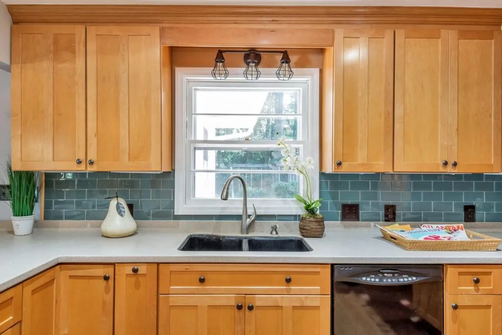 6721 Castleton Drive, Sandy Springs, Georgia 30328, 4 Bedrooms Bedrooms, ,3 BathroomsBathrooms,Residential,Sold,6721 Castleton Drive,5927716