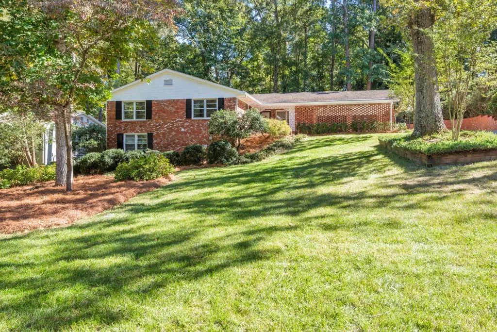 6721 Castleton Drive, Sandy Springs, Georgia 30328, 4 Bedrooms Bedrooms, ,3 BathroomsBathrooms,Residential,Sold,6721 Castleton Drive,5927716