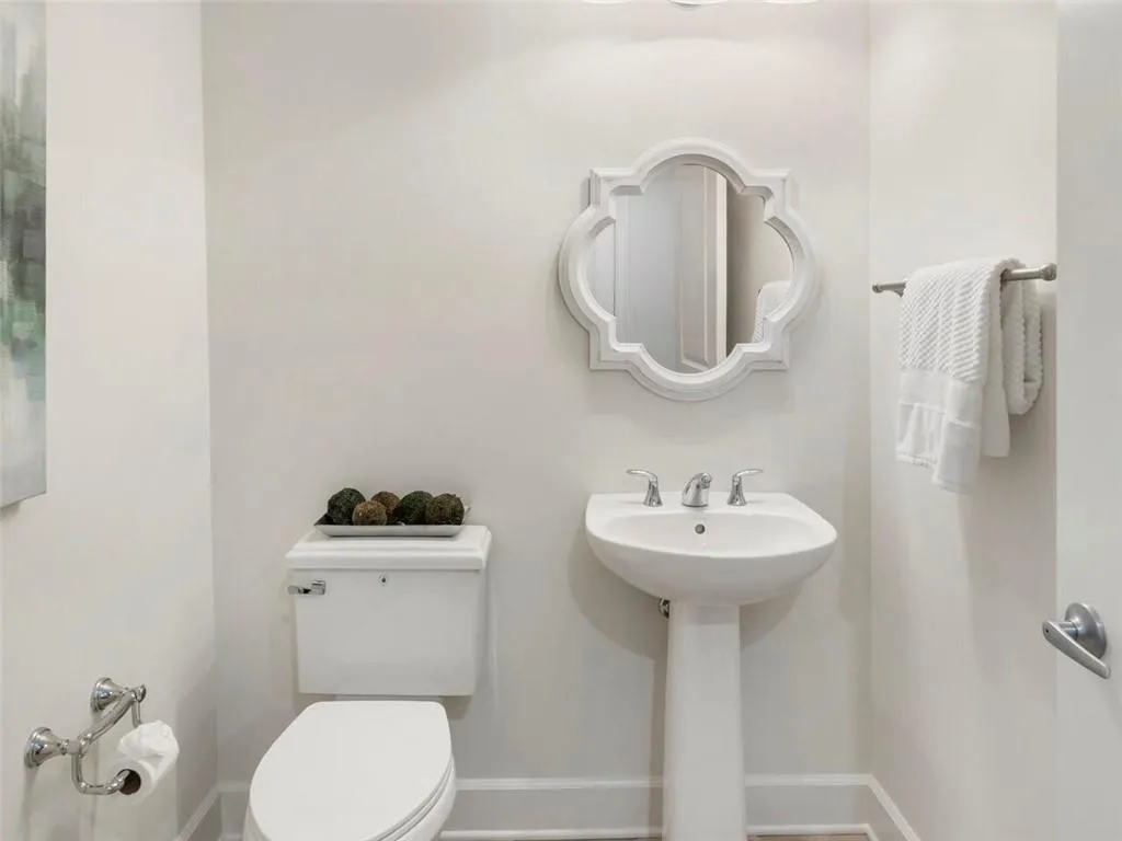 200 River Vista Drive Unit 530, Atlanta, Georgia 30339, 2 Bedrooms Bedrooms, ,2 BathroomsBathrooms,Residential,Sold,200 River Vista Drive Unit 530,7188480