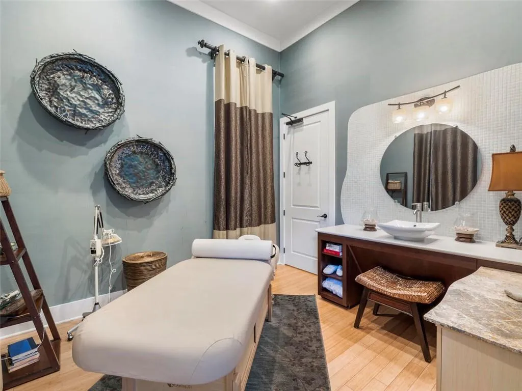 200 River Vista Drive Unit 530, Atlanta, Georgia 30339, 2 Bedrooms Bedrooms, ,2 BathroomsBathrooms,Residential,Sold,200 River Vista Drive Unit 530,7188480