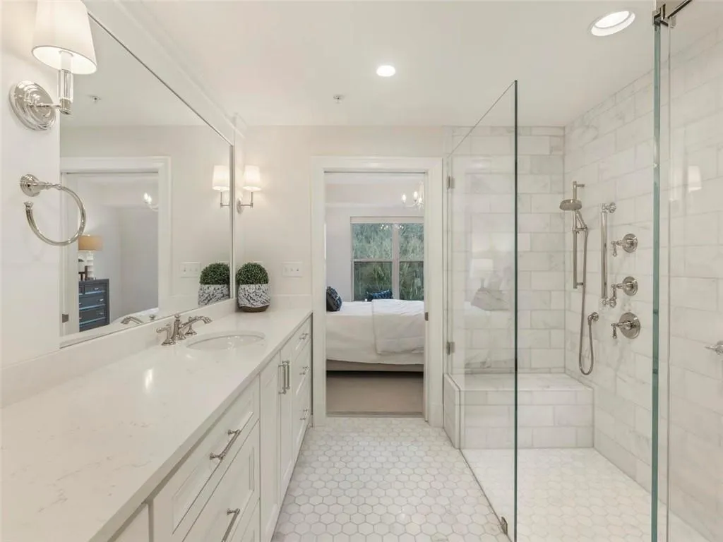 200 River Vista Drive Unit 530, Atlanta, Georgia 30339, 2 Bedrooms Bedrooms, ,2 BathroomsBathrooms,Residential,Sold,200 River Vista Drive Unit 530,7188480