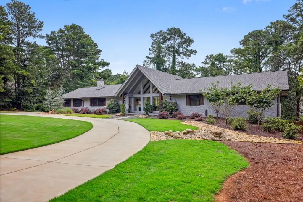 1540 Chevron Drive, Atlanta, Georgia 30350, 6 Bedrooms Bedrooms, ,4 BathroomsBathrooms,Residential,Sold,1540 Chevron Drive,7105026