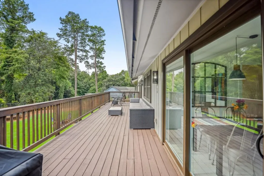 1540 Chevron Drive, Atlanta, Georgia 30350, 6 Bedrooms Bedrooms, ,4 BathroomsBathrooms,Residential,Sold,1540 Chevron Drive,7105026