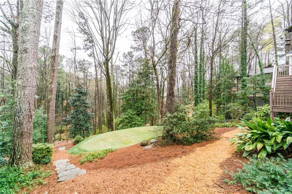 1040 Mountain Creek Trail, Sandy Springs, Georgia 30328, 4 Bedrooms Bedrooms, ,3 BathroomsBathrooms,Residential,Sold,1040 Mountain Creek Trail,6851371