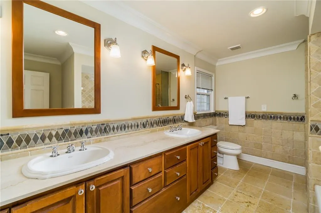 1040 Mountain Creek Trail, Sandy Springs, Georgia 30328, 4 Bedrooms Bedrooms, ,3 BathroomsBathrooms,Residential,Sold,1040 Mountain Creek Trail,6851371