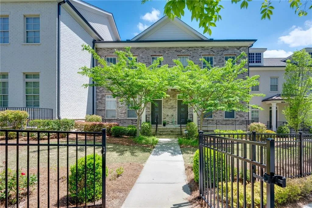 4143 Township Parkway, Atlanta, Georgia 30342, 3 Bedrooms Bedrooms, ,3 BathroomsBathrooms,Residential,Sold,4143 Township Parkway,7037145
