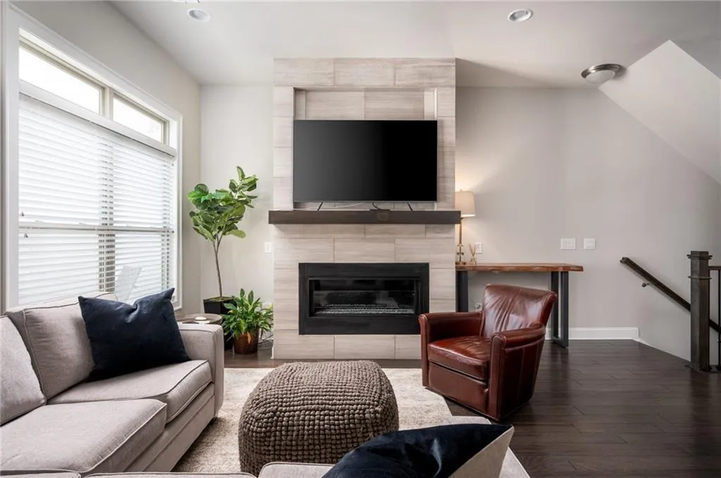 4143 Township Parkway, Atlanta, Georgia 30342, 3 Bedrooms Bedrooms, ,3 BathroomsBathrooms,Residential,Sold,4143 Township Parkway,7037145