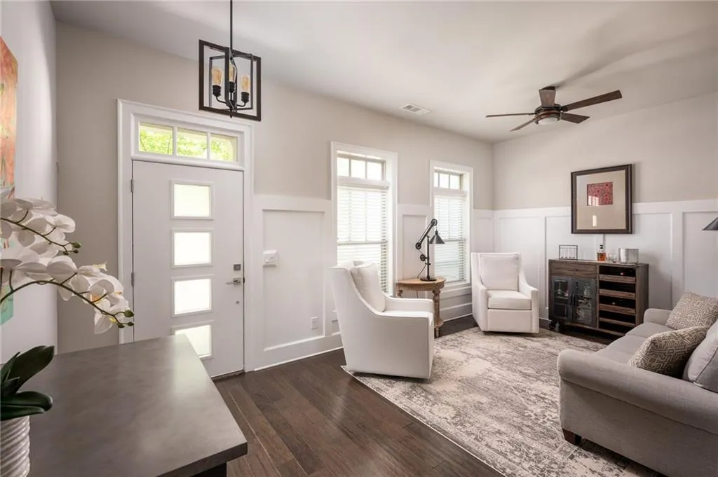 4143 Township Parkway, Atlanta, Georgia 30342, 3 Bedrooms Bedrooms, ,3 BathroomsBathrooms,Residential,Sold,4143 Township Parkway,7037145