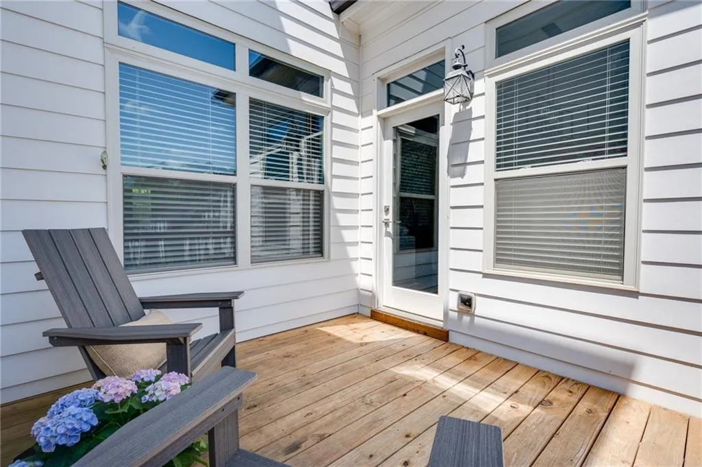 4143 Township Parkway, Atlanta, Georgia 30342, 3 Bedrooms Bedrooms, ,3 BathroomsBathrooms,Residential,Sold,4143 Township Parkway,7037145