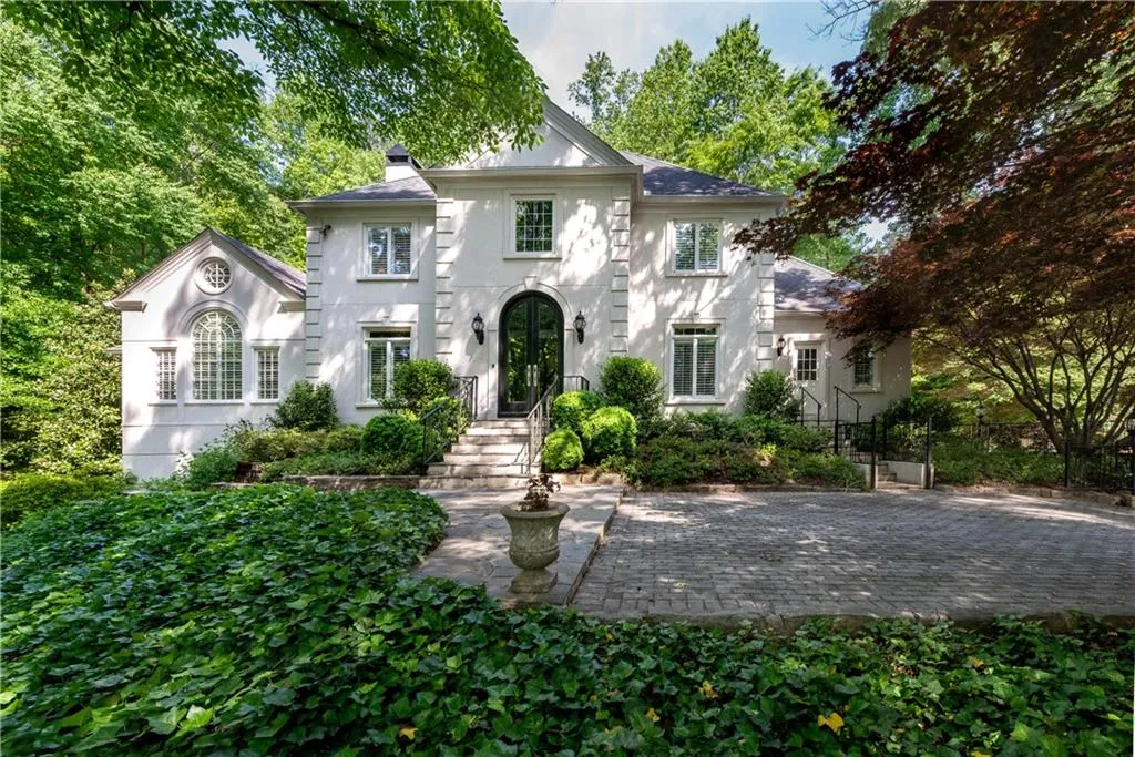 115 Jett Forest Court, Atlanta, Georgia 30327, 5 Bedrooms Bedrooms, ,4 BathroomsBathrooms,Residential,Sold,115 Jett Forest Court,6550311
