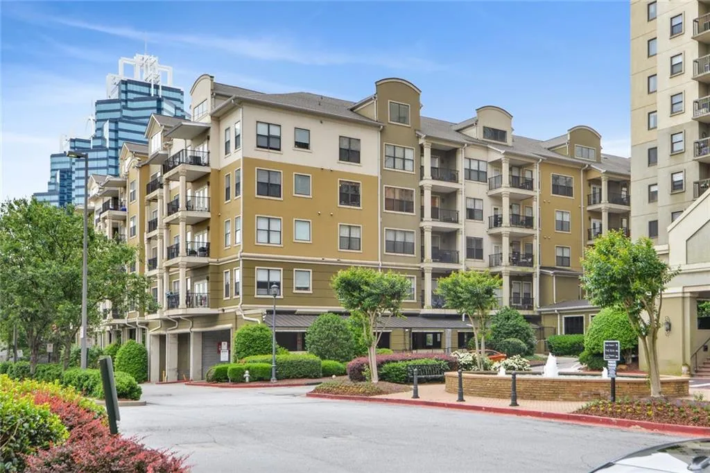 799 Hammond Drive Unit 202, Sandy Springs, Georgia 30328, 2 Bedrooms Bedrooms, ,2 BathroomsBathrooms,Residential,Sold,799 Hammond Drive Unit 202,6885750