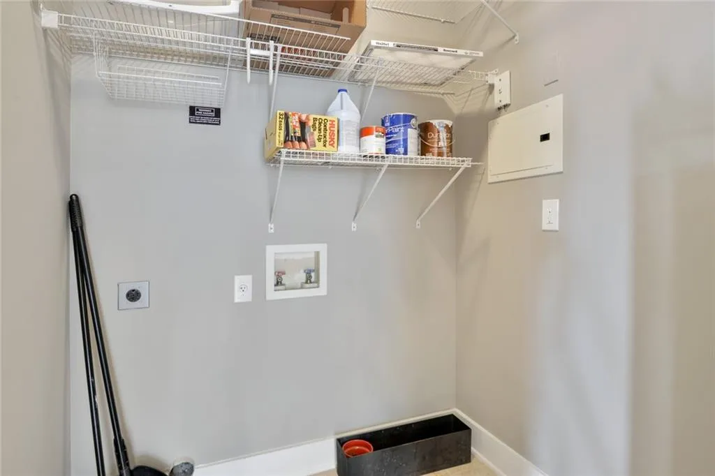 799 Hammond Drive Unit 202, Sandy Springs, Georgia 30328, 2 Bedrooms Bedrooms, ,2 BathroomsBathrooms,Residential,Sold,799 Hammond Drive Unit 202,6885750
