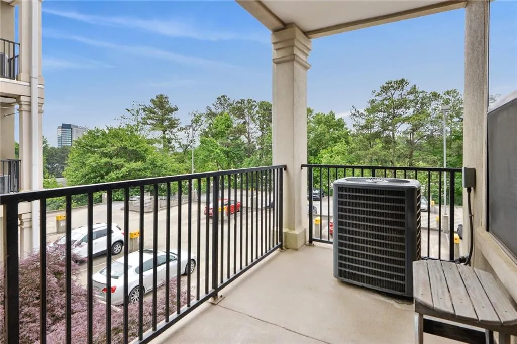 799 Hammond Drive Unit 202, Sandy Springs, Georgia 30328, 2 Bedrooms Bedrooms, ,2 BathroomsBathrooms,Residential,Sold,799 Hammond Drive Unit 202,6885750