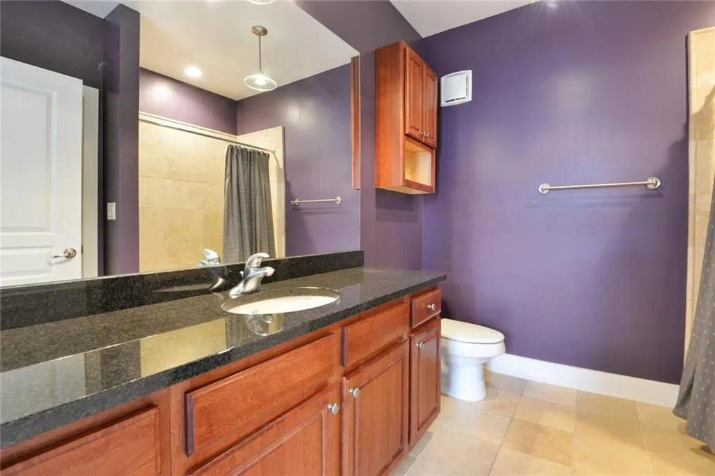 799 Hammond Drive Unit 202, Sandy Springs, Georgia 30328, 2 Bedrooms Bedrooms, ,2 BathroomsBathrooms,Residential,Sold,799 Hammond Drive Unit 202,6885750