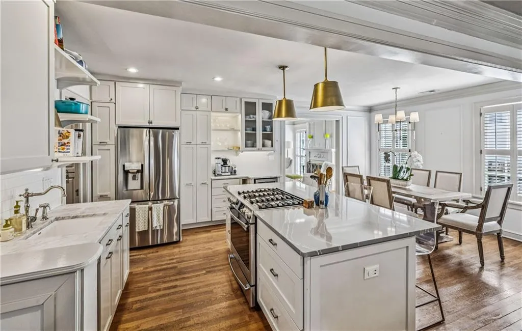 1828 Greystone Road Nw, Atlanta, Georgia 30318, 3 Bedrooms Bedrooms, ,2 BathroomsBathrooms,Residential,For Sale,1828 Greystone Road Nw,7670439