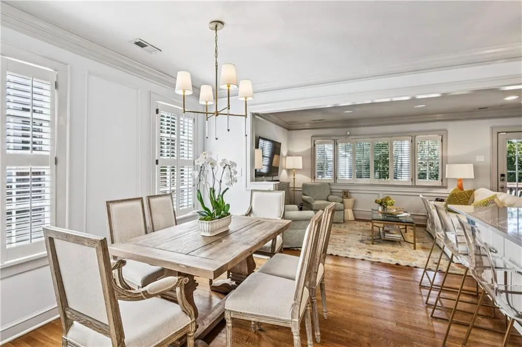 1828 Greystone Road Nw, Atlanta, Georgia 30318, 3 Bedrooms Bedrooms, ,2 BathroomsBathrooms,Residential,For Sale,1828 Greystone Road Nw,7670439