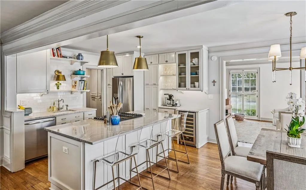 1828 Greystone Road Nw, Atlanta, Georgia 30318, 3 Bedrooms Bedrooms, ,2 BathroomsBathrooms,Residential,For Sale,1828 Greystone Road Nw,7670439