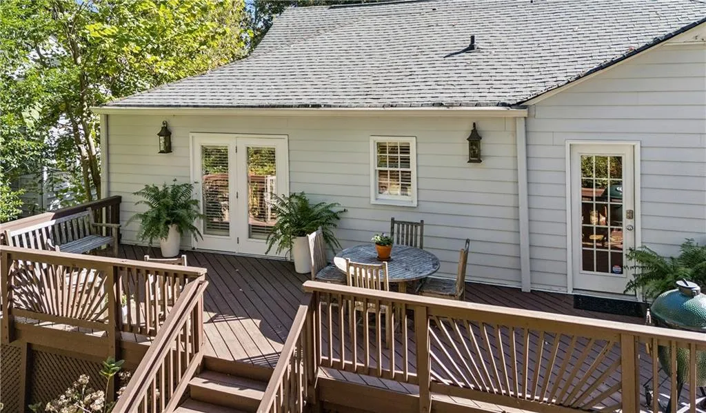 1828 Greystone Road Nw, Atlanta, Georgia 30318, 3 Bedrooms Bedrooms, ,2 BathroomsBathrooms,Residential,For Sale,1828 Greystone Road Nw,7670439