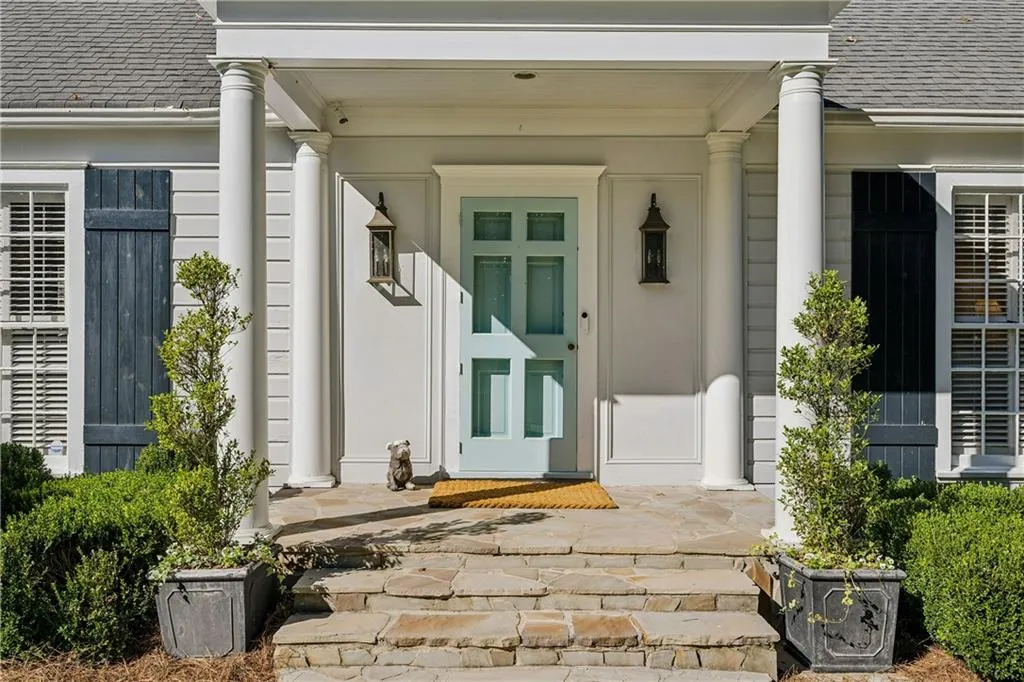 1828 Greystone Road Nw, Atlanta, Georgia 30318, 3 Bedrooms Bedrooms, ,2 BathroomsBathrooms,Residential,For Sale,1828 Greystone Road Nw,7670439