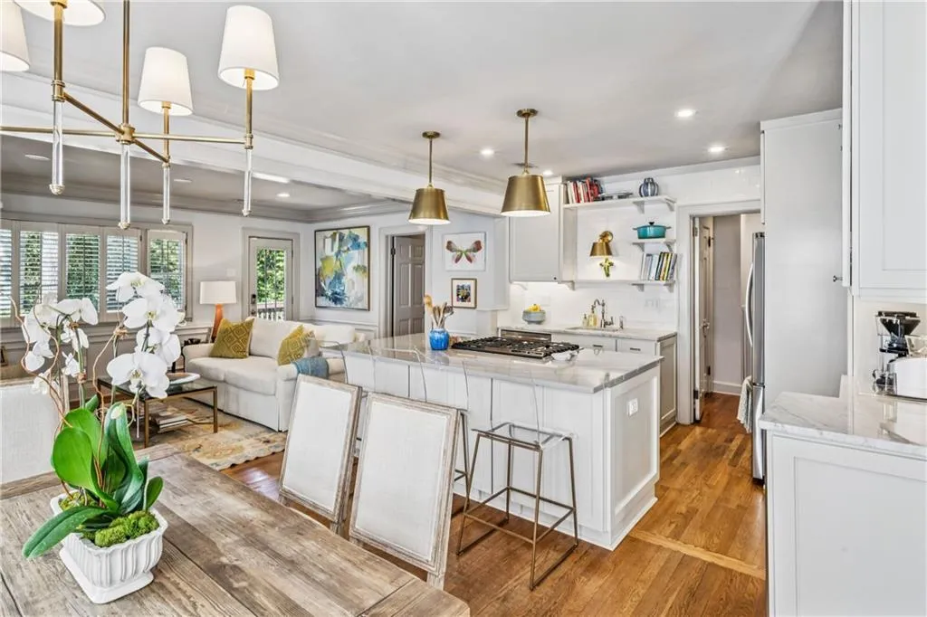 1828 Greystone Road Nw, Atlanta, Georgia 30318, 3 Bedrooms Bedrooms, ,2 BathroomsBathrooms,Residential,For Sale,1828 Greystone Road Nw,7670439