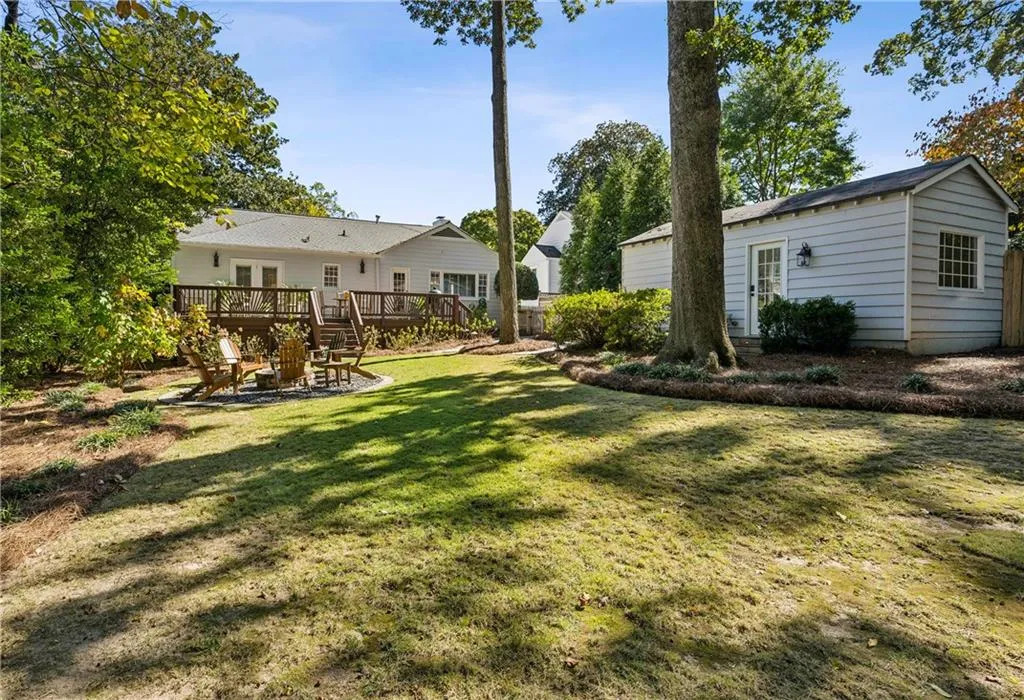 1828 Greystone Road Nw, Atlanta, Georgia 30318, 3 Bedrooms Bedrooms, ,2 BathroomsBathrooms,Residential,For Sale,1828 Greystone Road Nw,7670439