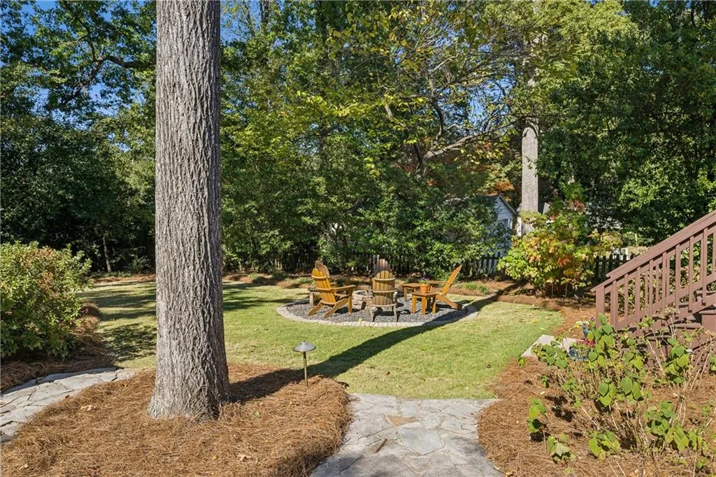 1828 Greystone Road Nw, Atlanta, Georgia 30318, 3 Bedrooms Bedrooms, ,2 BathroomsBathrooms,Residential,For Sale,1828 Greystone Road Nw,7670439