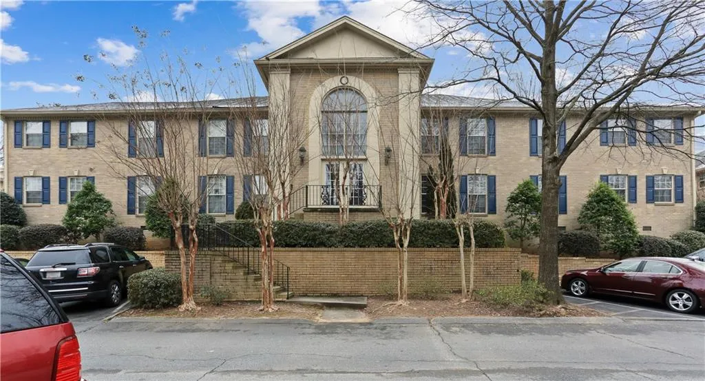 750 Dalrymple Road Unit O4, Sandy Springs, Georgia 30328, 3 Bedrooms Bedrooms, ,2 BathroomsBathrooms,Residential,Sold,750 Dalrymple Road Unit O4,6839295