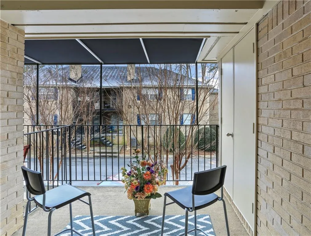750 Dalrymple Road Unit O4, Sandy Springs, Georgia 30328, 3 Bedrooms Bedrooms, ,2 BathroomsBathrooms,Residential,Sold,750 Dalrymple Road Unit O4,6839295