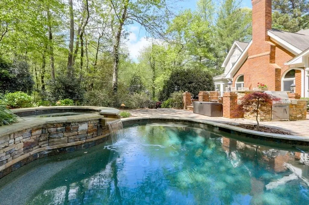 240 Quiet Water Lane, Sandy Springs, Georgia 30350, 5 Bedrooms Bedrooms, ,4 BathroomsBathrooms,Residential,Sold,240 Quiet Water Lane,6683884