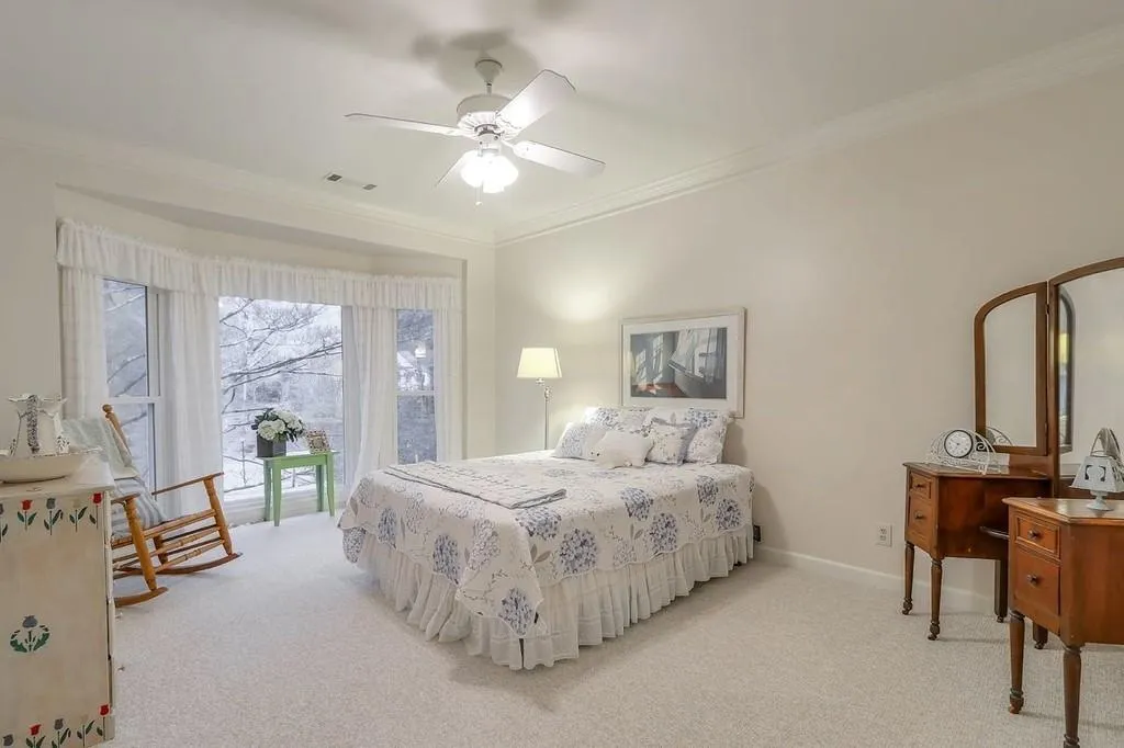 240 Quiet Water Lane, Sandy Springs, Georgia 30350, 5 Bedrooms Bedrooms, ,4 BathroomsBathrooms,Residential,Sold,240 Quiet Water Lane,6683884