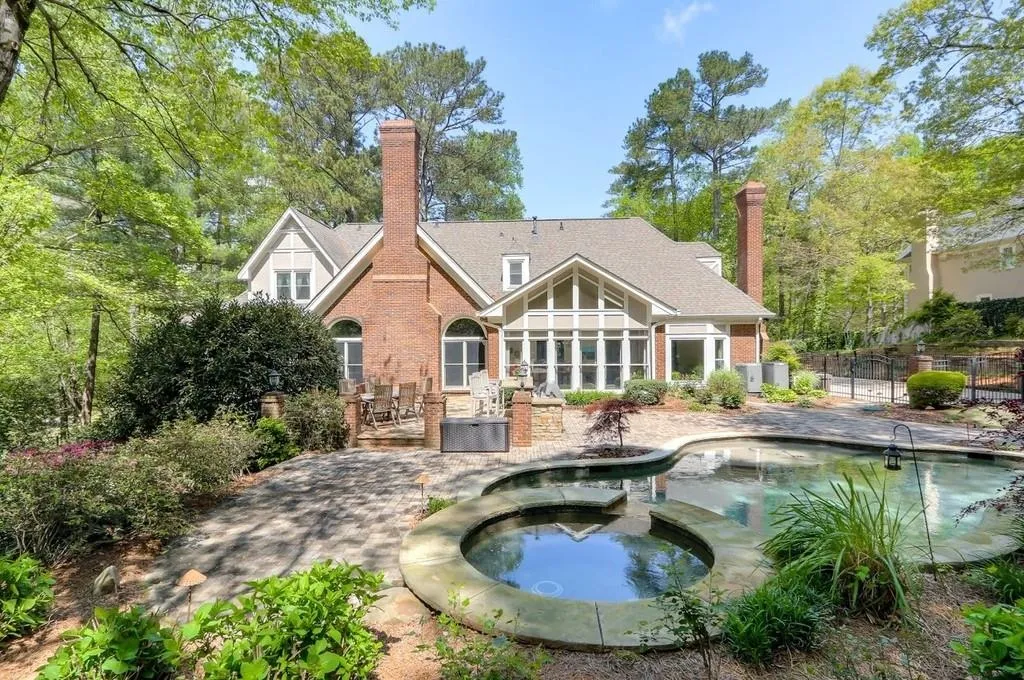 240 Quiet Water Lane, Sandy Springs, Georgia 30350, 5 Bedrooms Bedrooms, ,4 BathroomsBathrooms,Residential,Sold,240 Quiet Water Lane,6683884