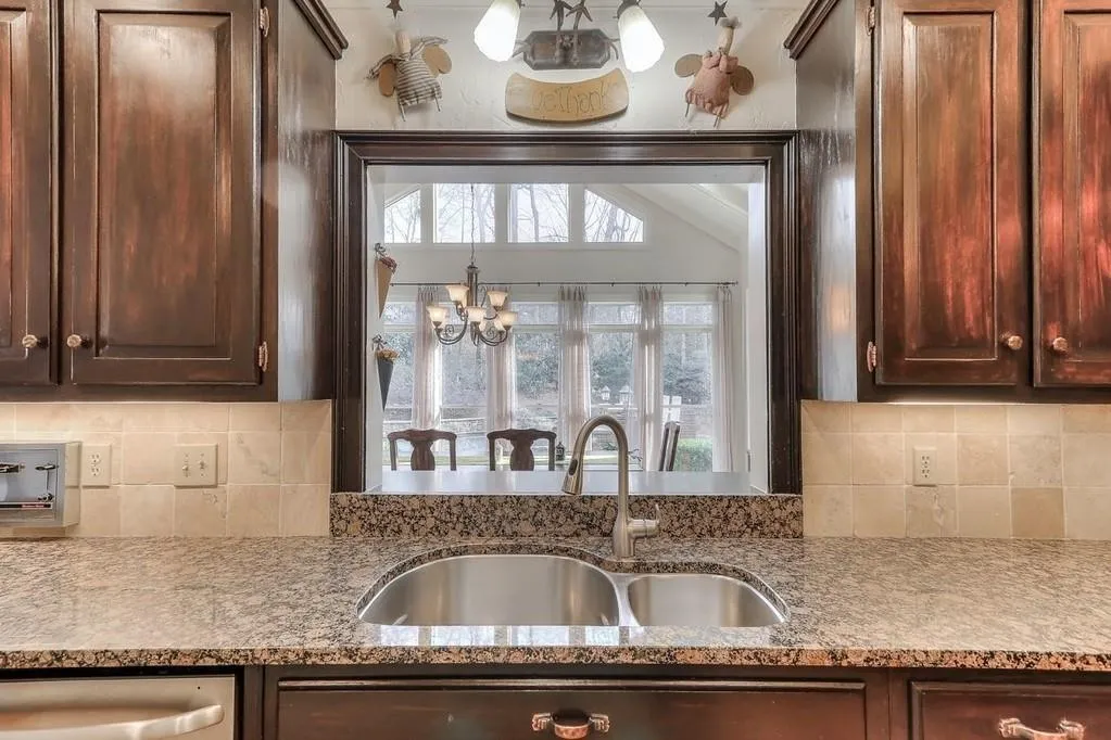 240 Quiet Water Lane, Sandy Springs, Georgia 30350, 5 Bedrooms Bedrooms, ,4 BathroomsBathrooms,Residential,Sold,240 Quiet Water Lane,6683884
