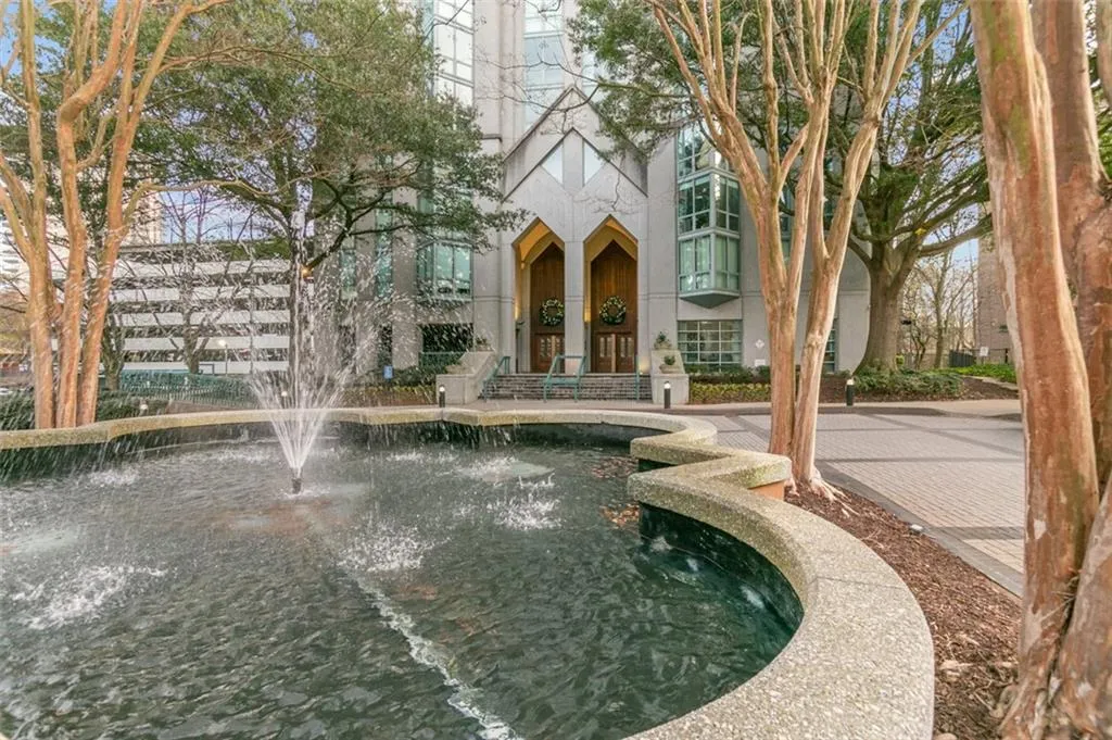 2870 Pharr Court South Nw Unit 2506, Atlanta, Georgia 30305, 2 Bedrooms Bedrooms, 0 ,2 BathroomsBathrooms,Residential,For Sale,2870 Pharr Court South Nw Unit 2506,7688512