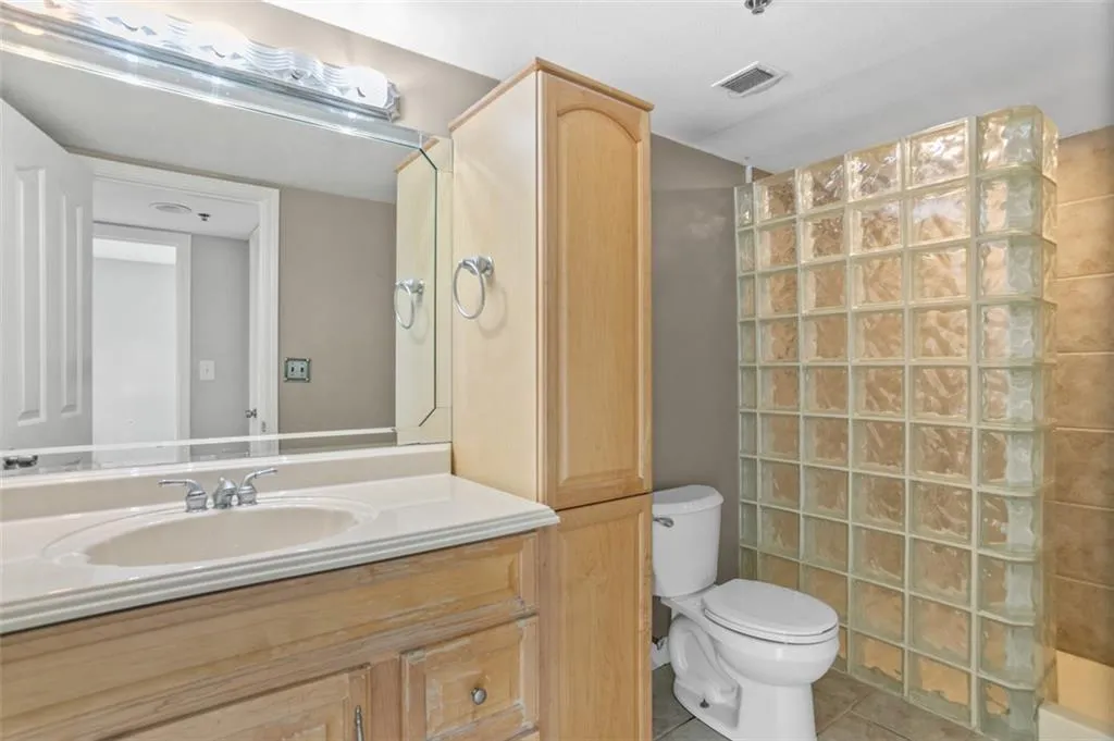 2870 Pharr Court South Nw Unit 2506, Atlanta, Georgia 30305, 2 Bedrooms Bedrooms, 0 ,2 BathroomsBathrooms,Residential,For Sale,2870 Pharr Court South Nw Unit 2506,7688512