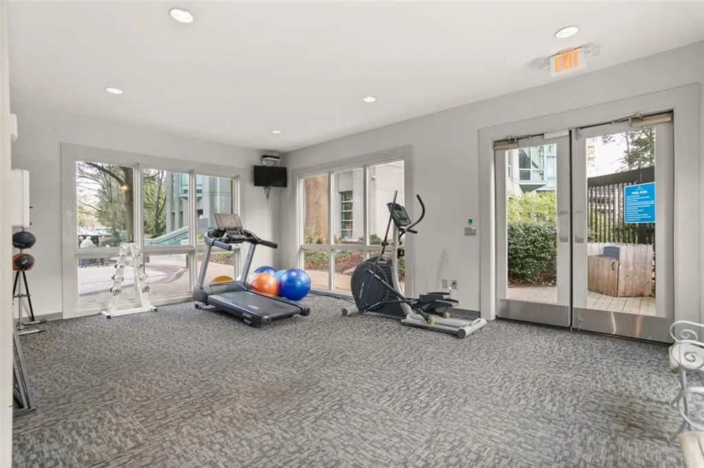 2870 Pharr Court South Nw Unit 2506, Atlanta, Georgia 30305, 2 Bedrooms Bedrooms, 0 ,2 BathroomsBathrooms,Residential,For Sale,2870 Pharr Court South Nw Unit 2506,7688512
