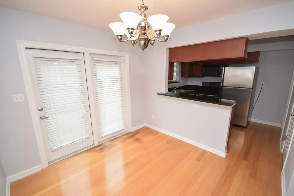 6940 Roswell Road Unit 6e, Sandy Springs, Georgia 30328, 2 Bedrooms Bedrooms, ,1 BathroomBathrooms,Residential,Sold,6940 Roswell Road Unit 6e,5972383