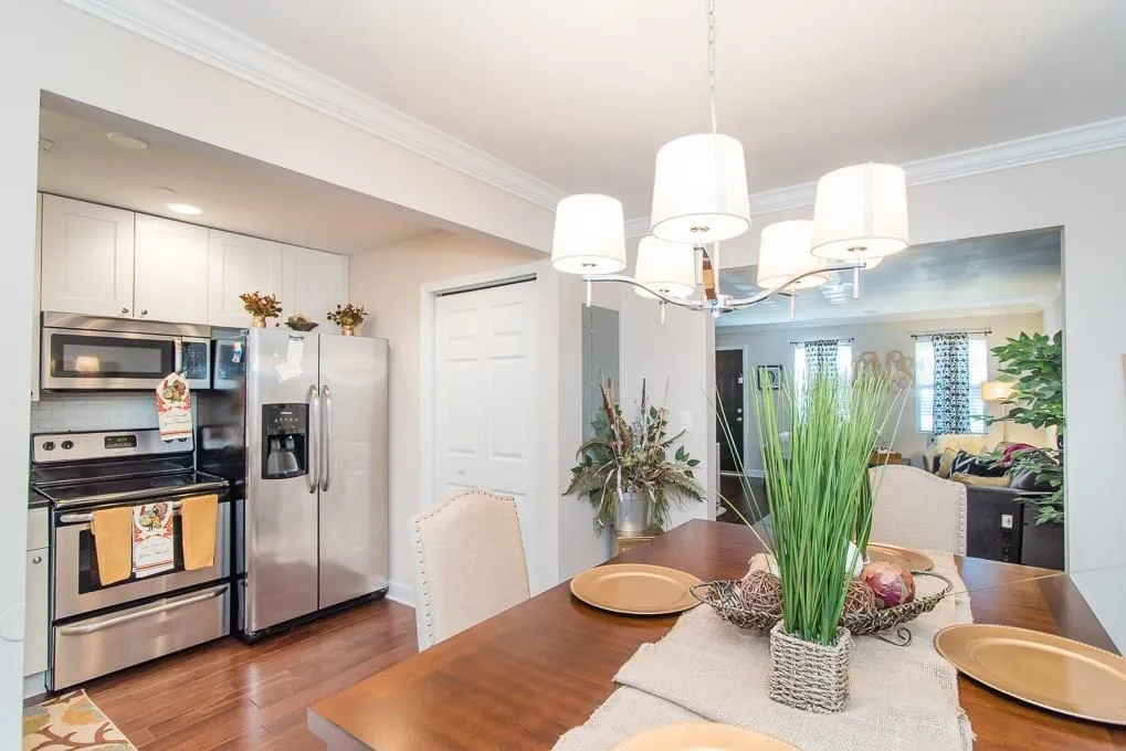 265 Winding River Drive Unit B, Sandy Springs, Georgia 30350, 2 Bedrooms Bedrooms, ,1 BathroomBathrooms,Residential,Sold,265 Winding River Drive Unit B,5917142