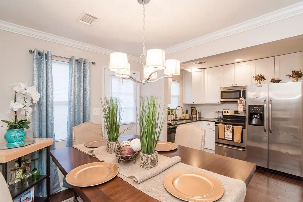 265 Winding River Drive Unit B, Sandy Springs, Georgia 30350, 2 Bedrooms Bedrooms, ,1 BathroomBathrooms,Residential,Sold,265 Winding River Drive Unit B,5917142