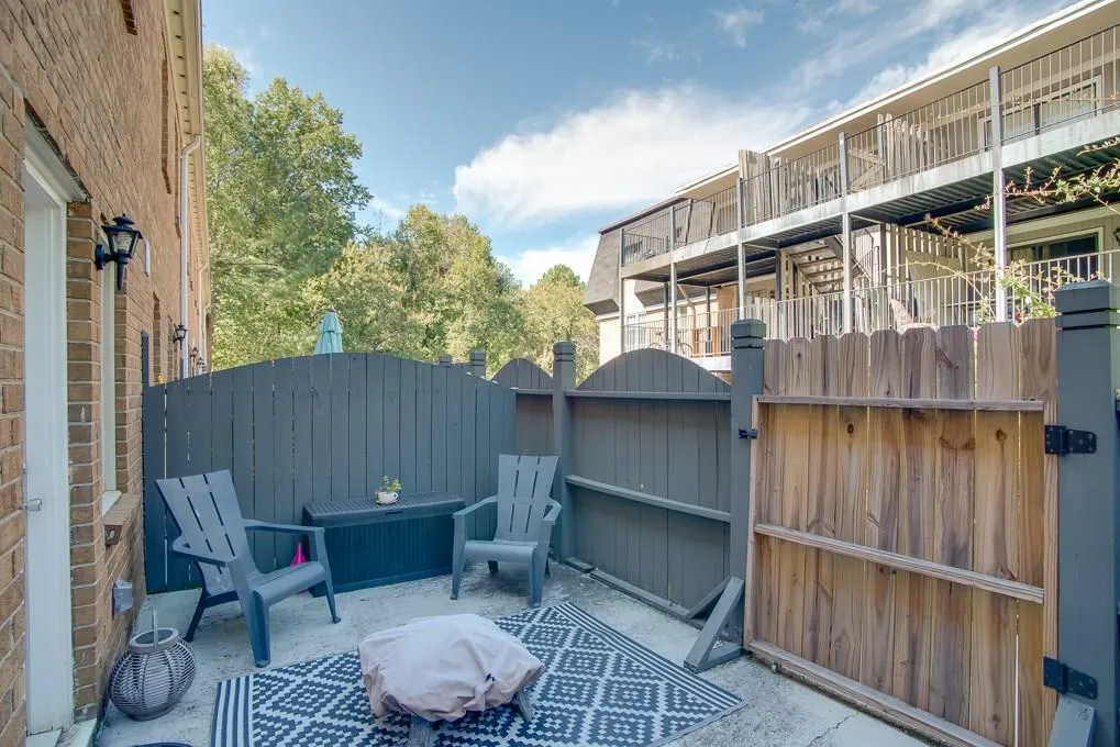 265 Winding River Drive Unit B, Sandy Springs, Georgia 30350, 2 Bedrooms Bedrooms, ,1 BathroomBathrooms,Residential,Sold,265 Winding River Drive Unit B,5917142