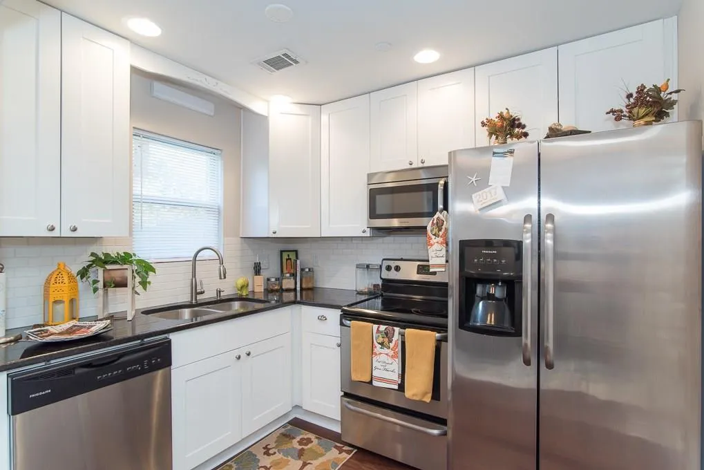 265 Winding River Drive Unit B, Sandy Springs, Georgia 30350, 2 Bedrooms Bedrooms, ,1 BathroomBathrooms,Residential,Sold,265 Winding River Drive Unit B,5917142
