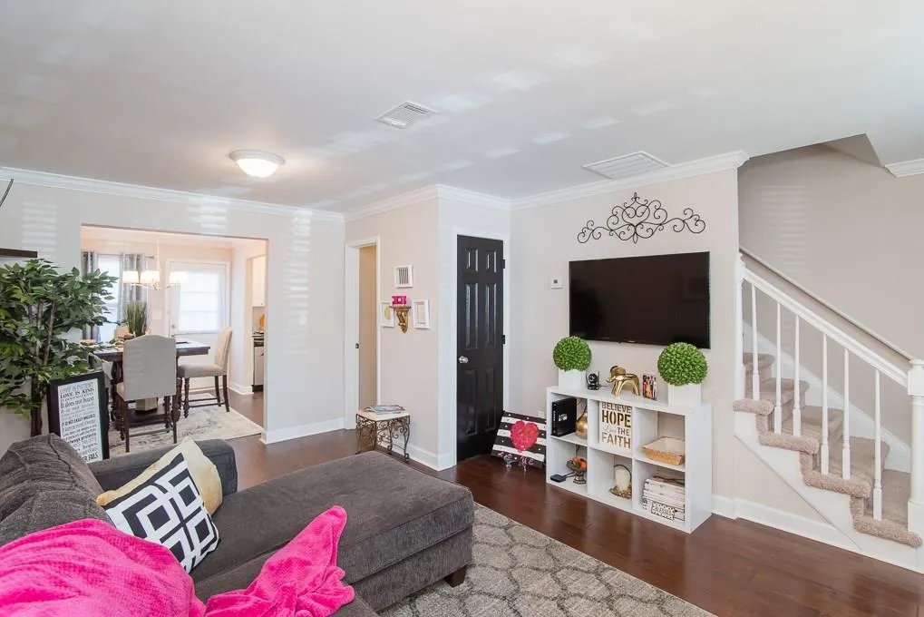 265 Winding River Drive Unit B, Sandy Springs, Georgia 30350, 2 Bedrooms Bedrooms, ,1 BathroomBathrooms,Residential,Sold,265 Winding River Drive Unit B,5917142